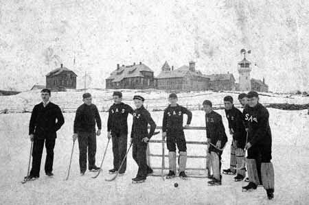 393-ice_polo_1890.jpg-normal